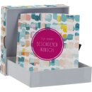 Geöffnete Geldscheinbox mit Inhalt