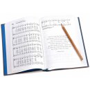 Geöffnetes Liederbuch Einklang mit einem Bleistift