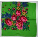 Kopftuch aus Acryl 75 mal 75 cm in Hellgrün