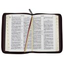 Вид Библии в открытом виде