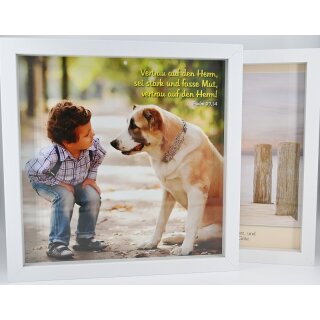 Große Bilder im Bilderrahmen mit Kindermotiven